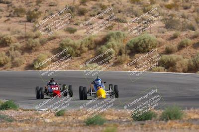 media/Jun-01-2025-CalClub SCCA (Sun) [[eae223c5dd]]/Group 3/Qualifying/